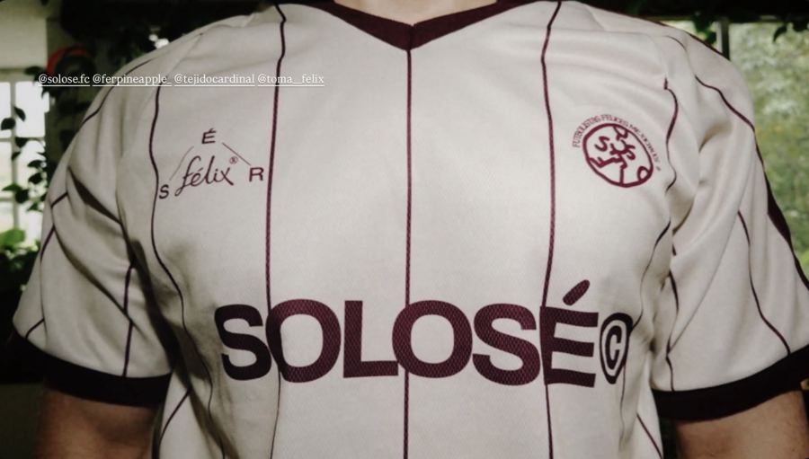 Detalle jersey Solosé x Félix
